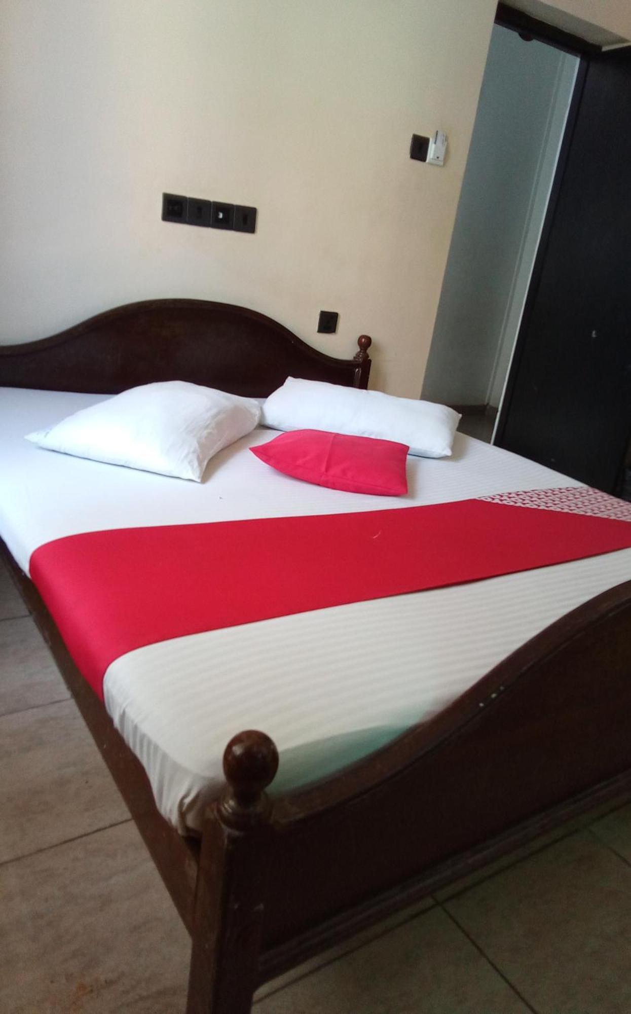 Eestee Rest Colombo Quarto foto